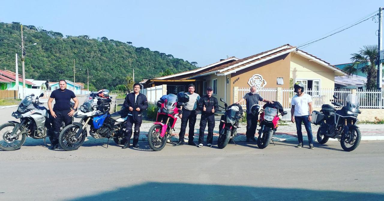 Casa De Temporada Familiar Hotel อูรูบิซิ ภายนอก รูปภาพ